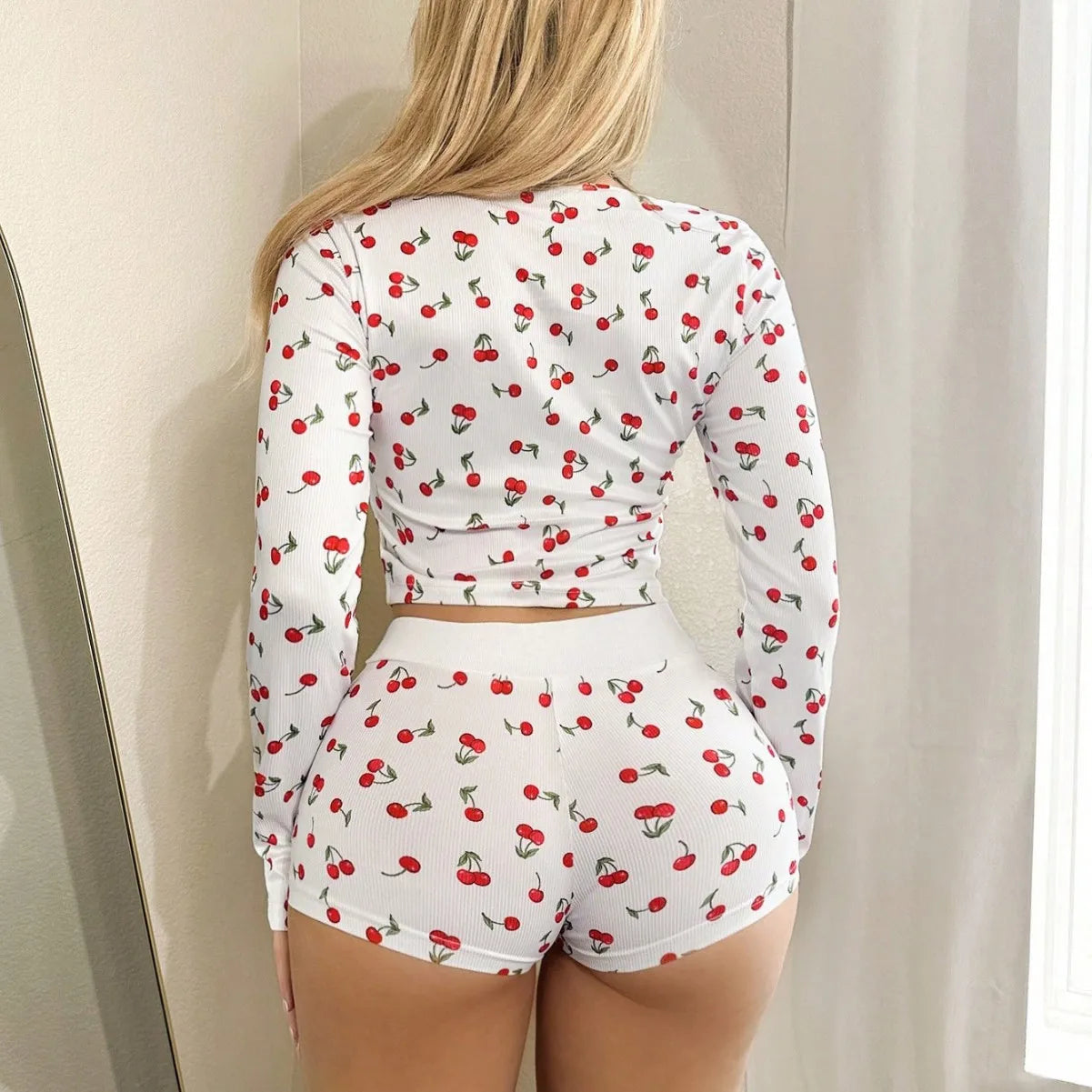 Women's Pajamas Set Cute Heart Print Soft Button Cardigan Long-sleeved Shorts Stretchy Comfortable Sleepwear Homewear