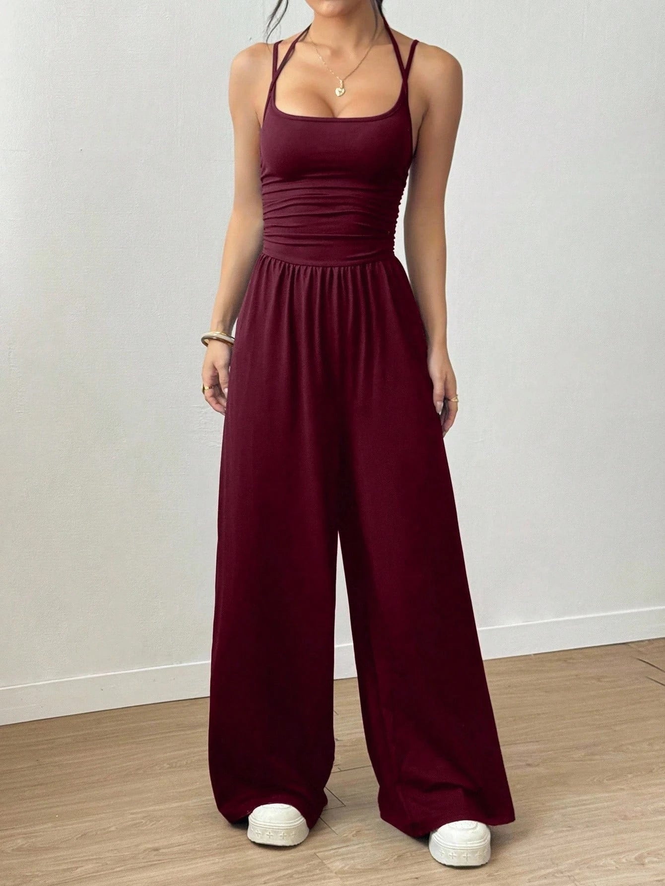 Women's Casual Solid Color Pleating Loose Straight Jumpsuit A-line Backless Halter Neck Slim Cami Jumpsuit Streetwear 2025