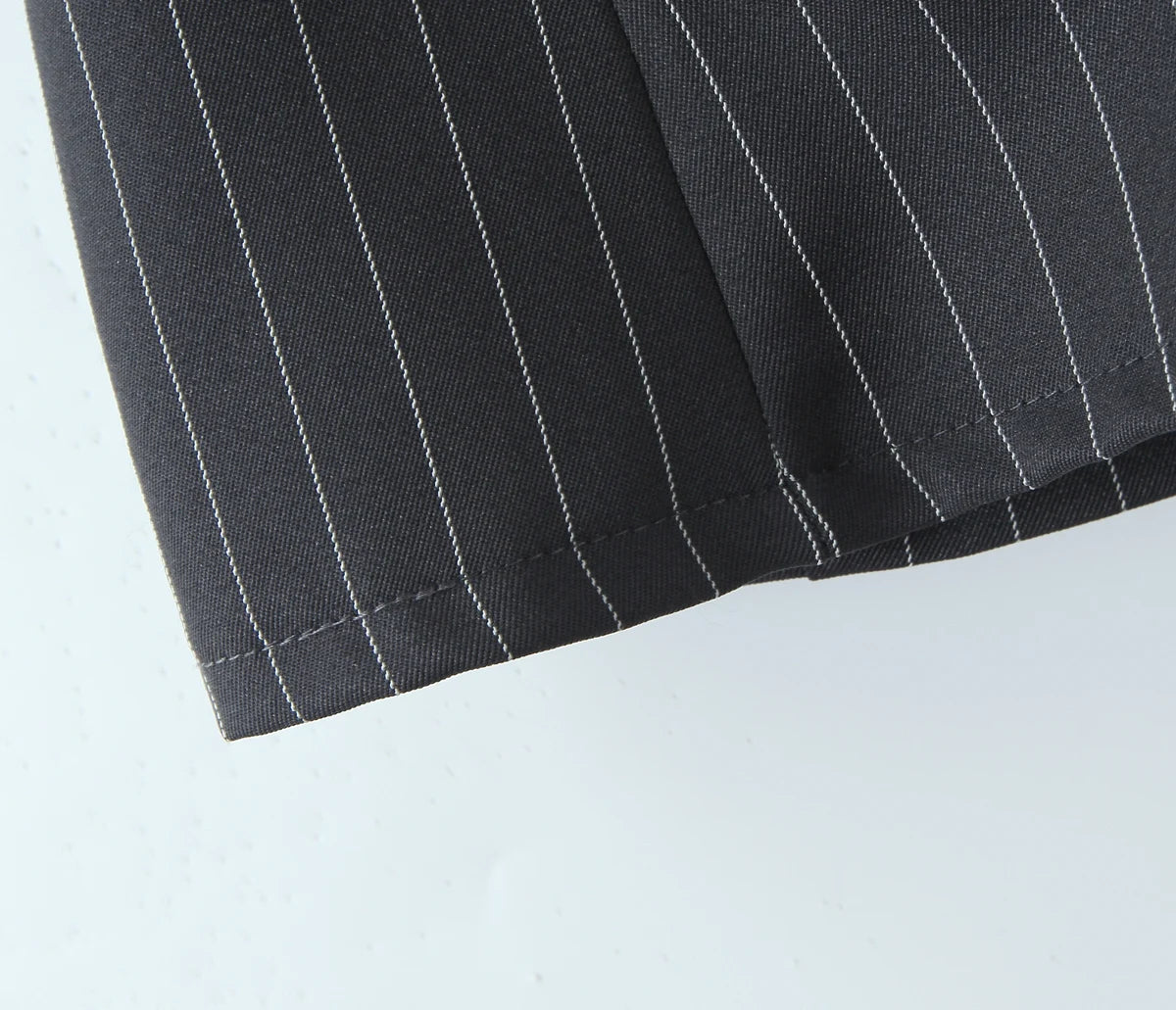 2025 Sexy Striped Square Collar Short Puff Sleeve Shirt Women Front Ruched Chest Double Zip up Front Slim Waist Crop Tops